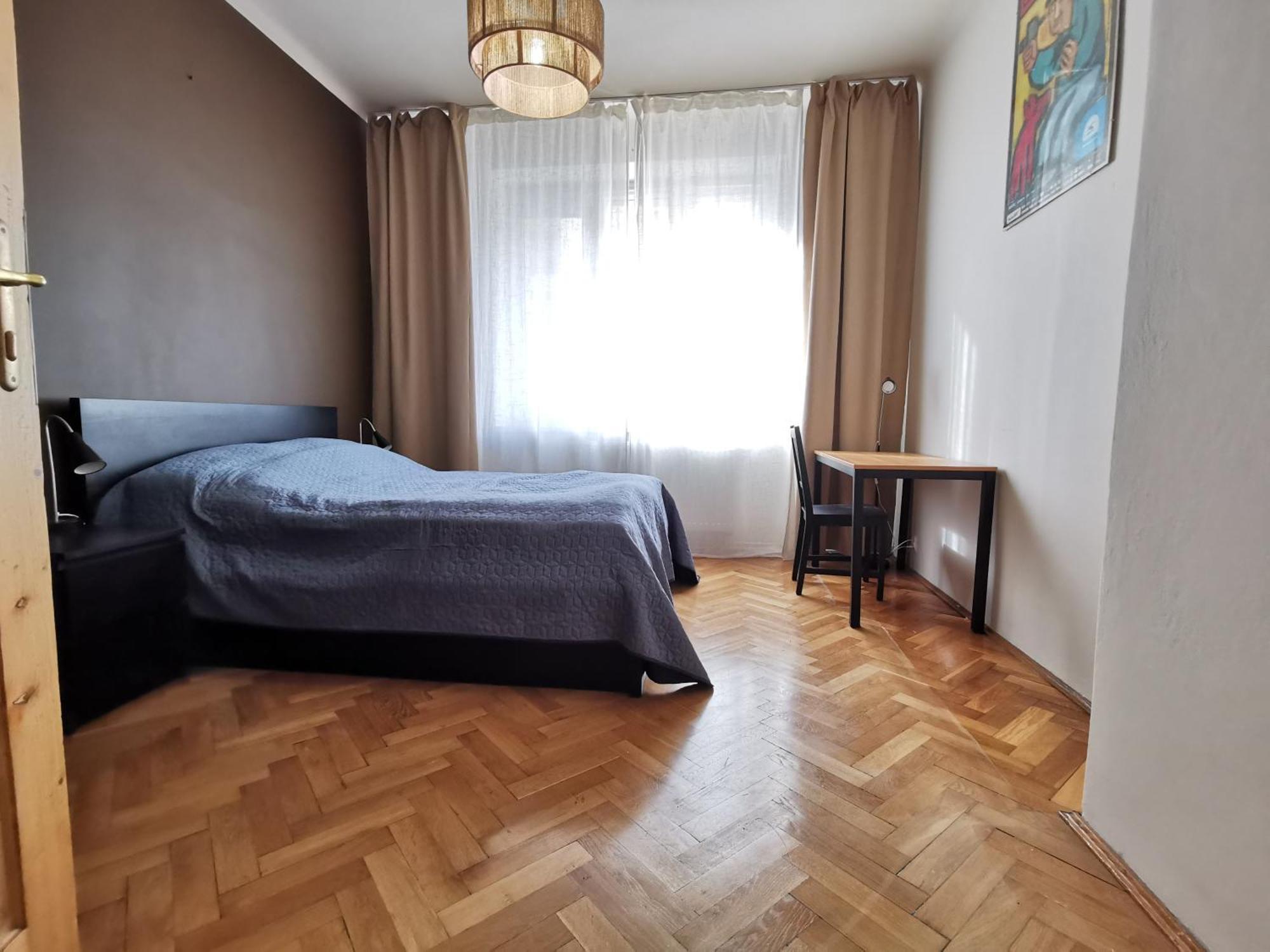 קרקוב Cozy Spacious Apartment With Balcony מראה חיצוני תמונה