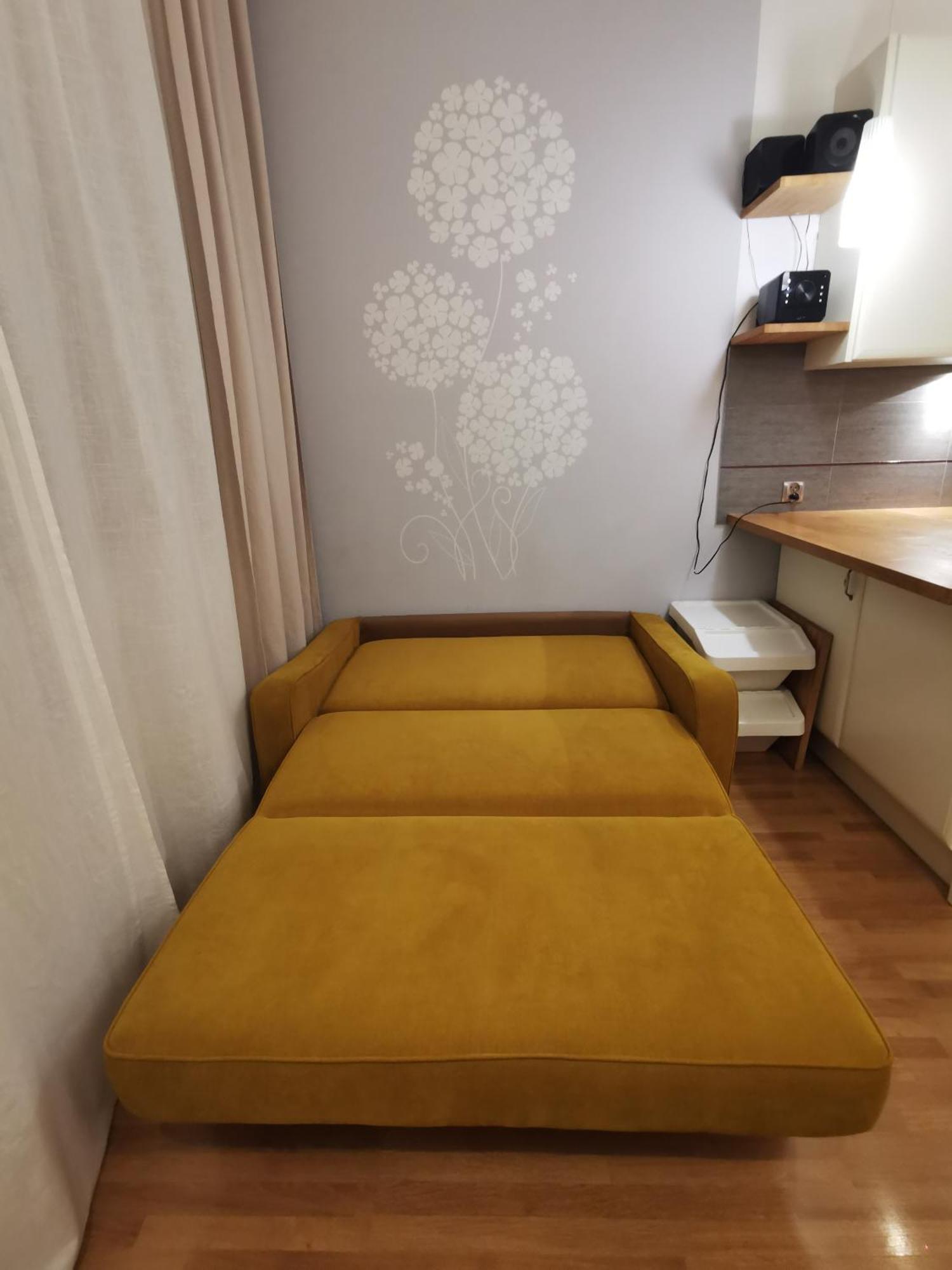 קרקוב Cozy Spacious Apartment With Balcony מראה חיצוני תמונה
