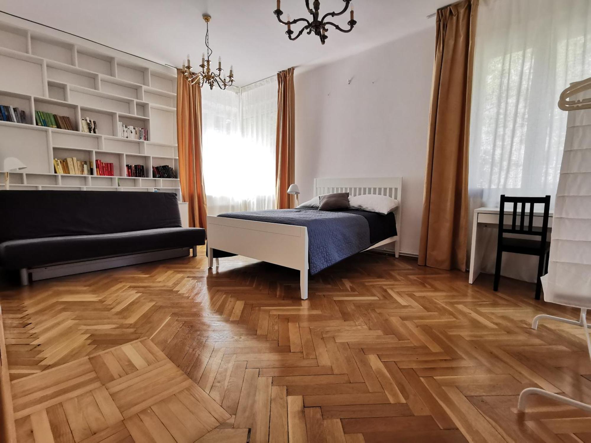 קרקוב Cozy Spacious Apartment With Balcony מראה חיצוני תמונה